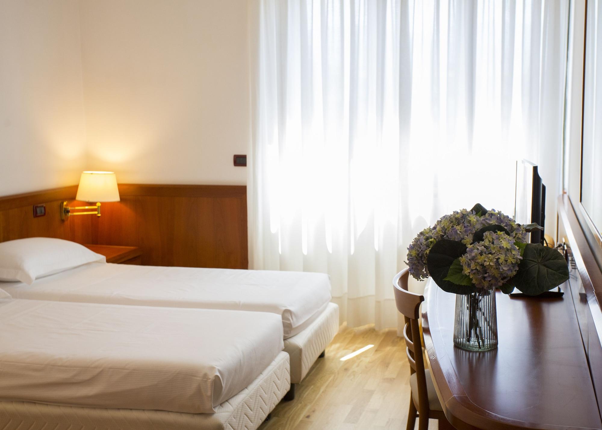 Hotel Europa Rende Kültér fotó