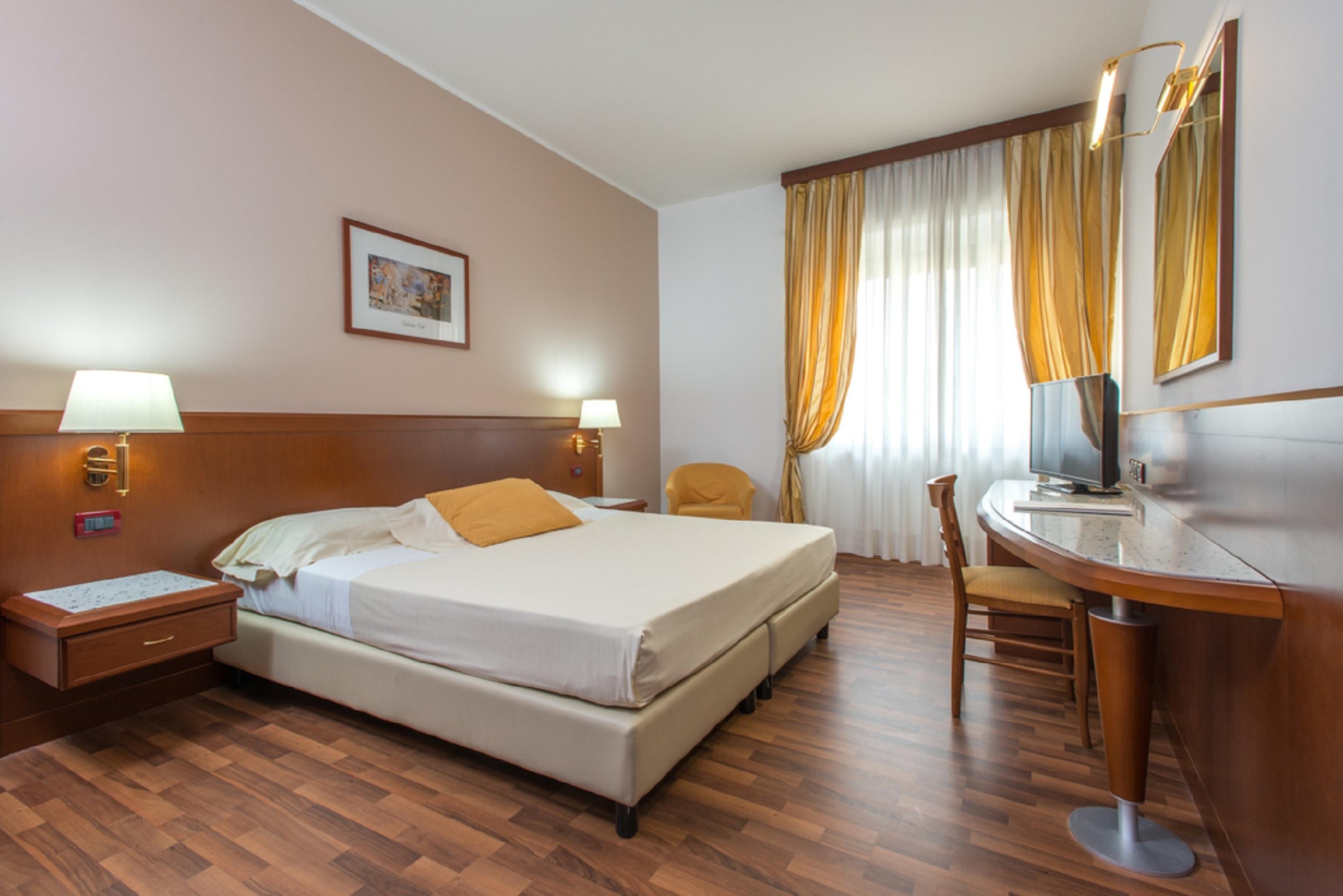 Hotel Europa Rende Kültér fotó