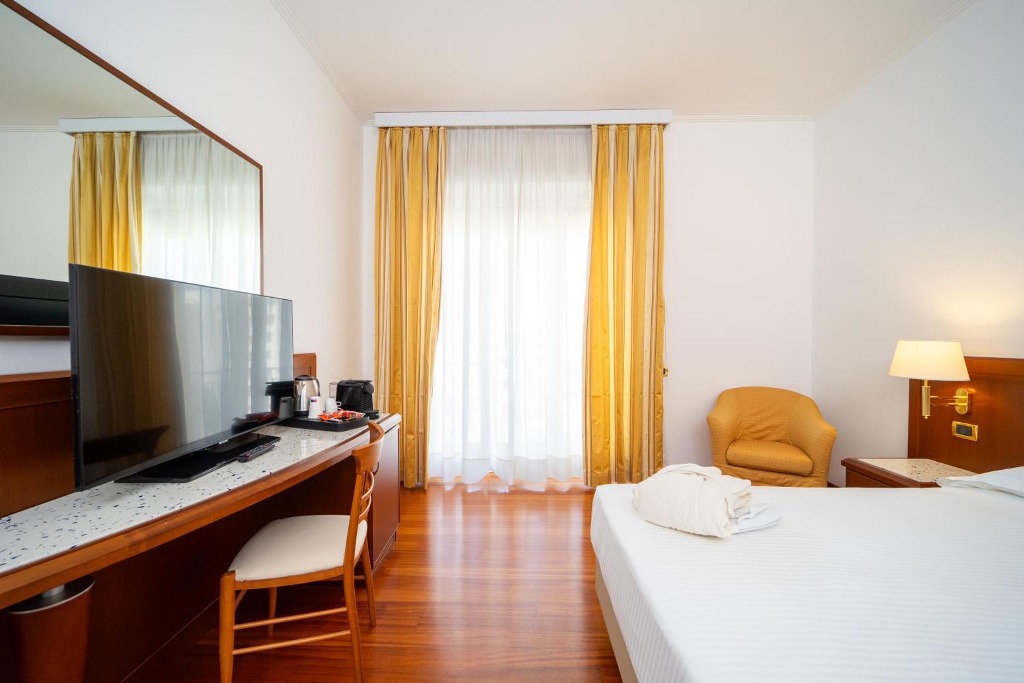 Hotel Europa Rende Kültér fotó